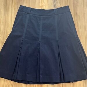 Elegant Navy Pleated Skirt Hilfiger size 4.